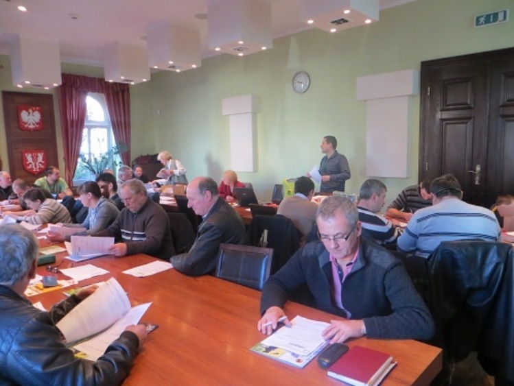 Szkolenie dla rolników z gminy Kąty Wrocławskie dotyczące dopłat do materiału siewnego oraz wsparcia dla sektorów hodowlanych